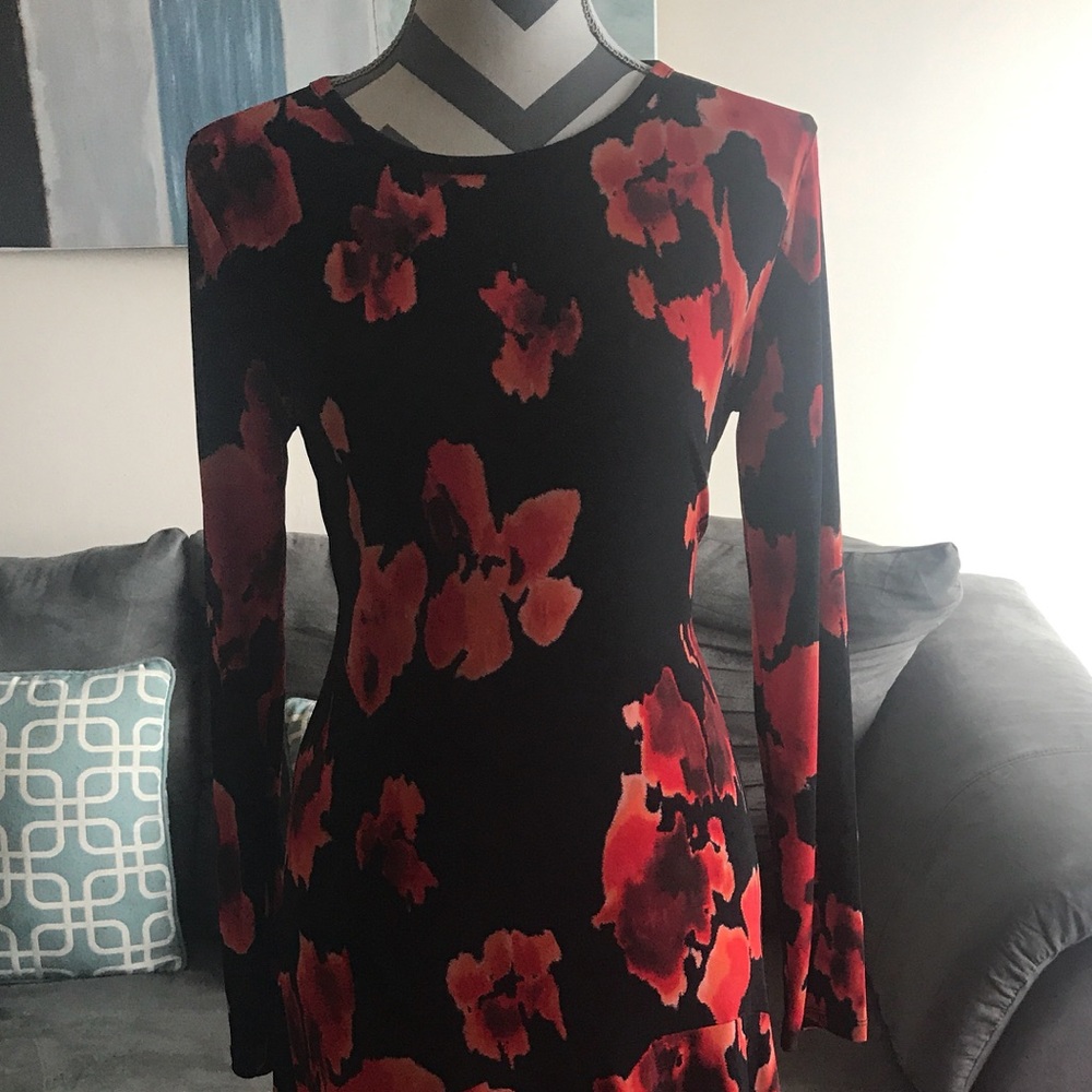 MICHAEL KORS beautiful mid-length floral dress